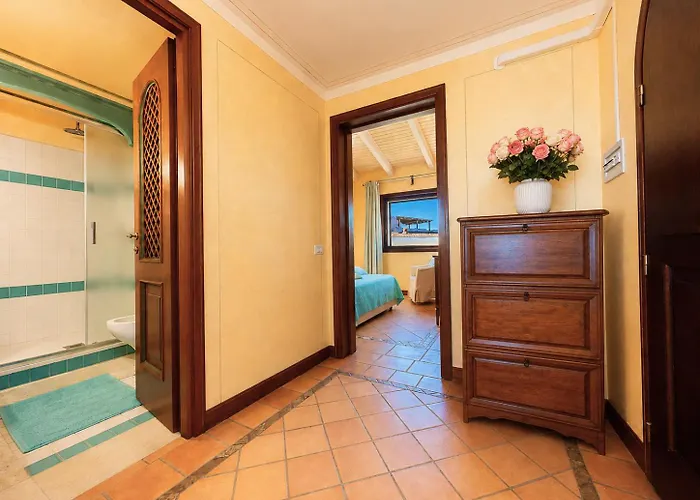 Sunset One Cdl - Sea View Apartment On The First Floor With Private Beach